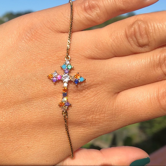 Jewelry - 18k Gold Plated Cross Adjustable bracelet Jewelry ✨